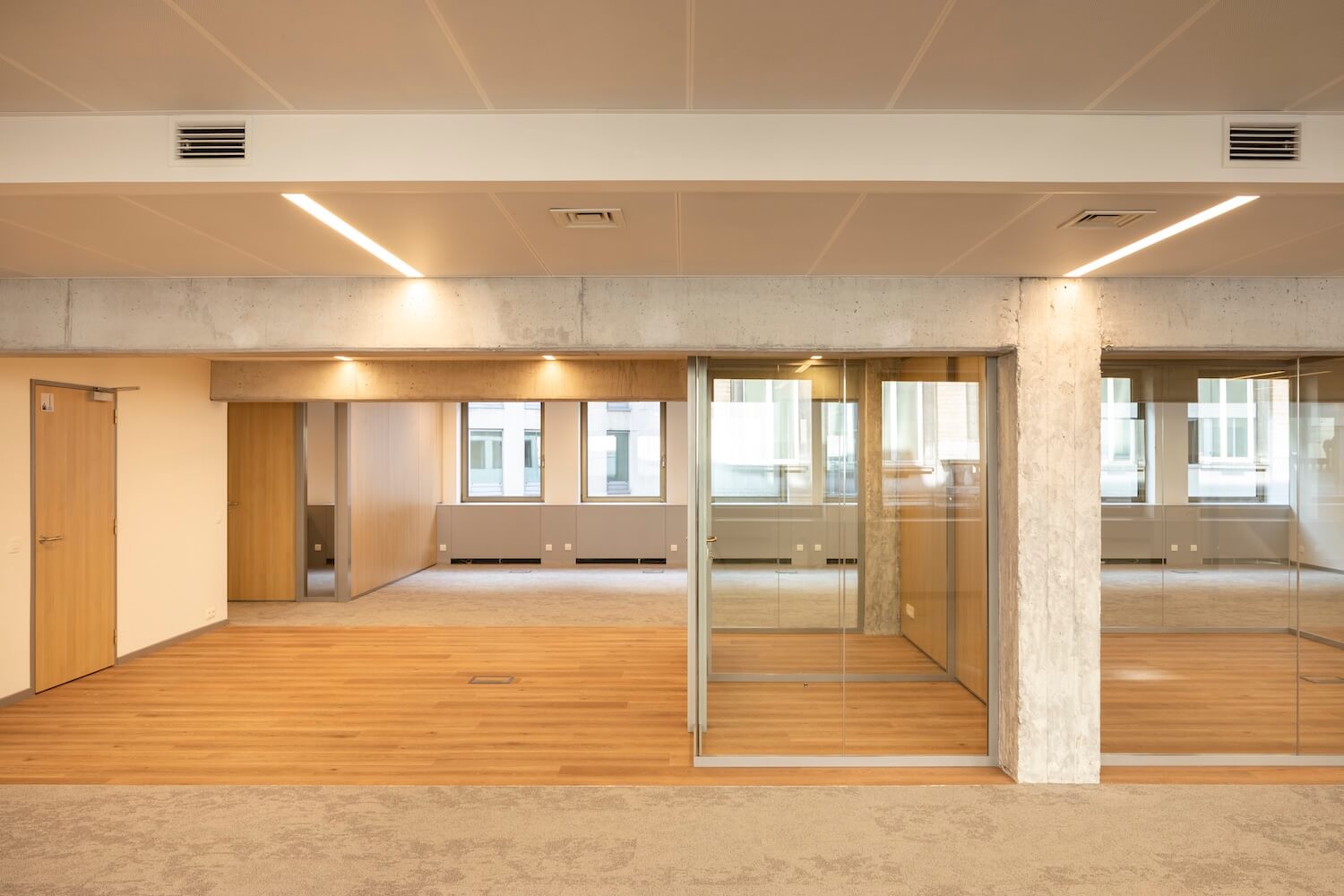 Ambassade d'Espagne — espaces de travail